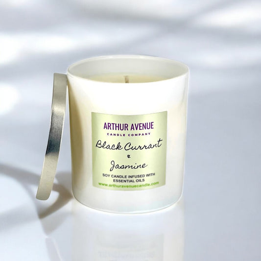 black curant jasmine single wick candle, burns clean, free of synthetic additives, paraffin, and dyes. organic cotton wicks