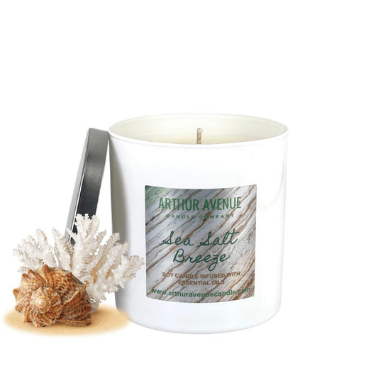 sea salt breeze soy single wick candle. Free from synthetic additives, dyes, phthalates, and petroleum. Organic cotton wicks.